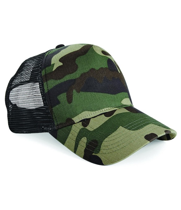 Camo snapback trucker